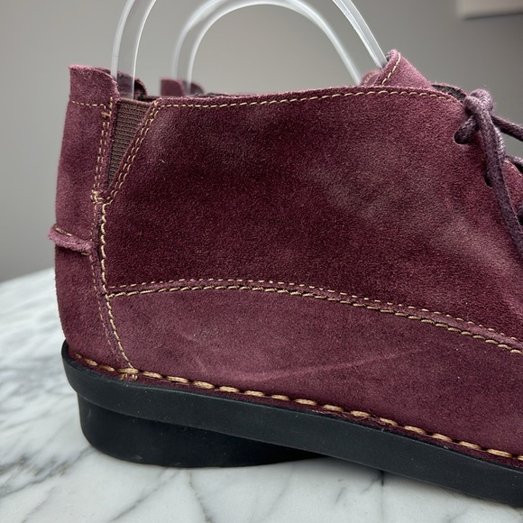 Clarks WOMEN'S SHOES size 8 lace up leather suede - Picture 4 of 8